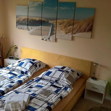 Zur Schwedenschanze 3 * Hohen Wieschendorf